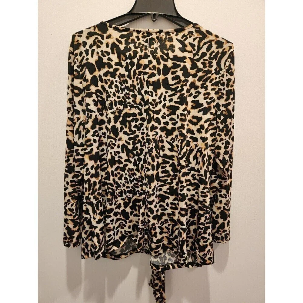 Eloquii Leopard Print Tie Waist Blouse slinky Stretchy long sleeve euc sz 18/20 - Picture 3 of 6